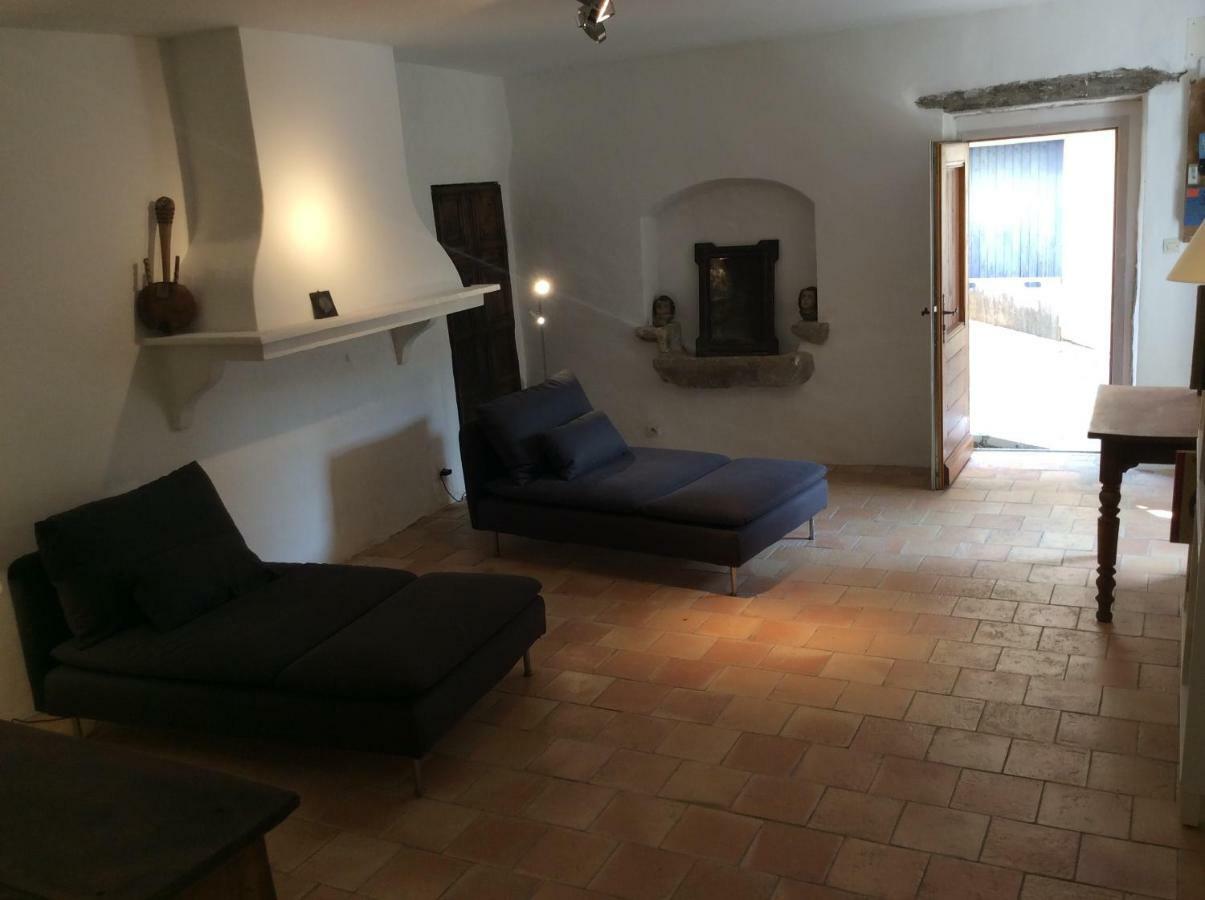 Maison Ancienne Minervois La Caunette Luaran gambar